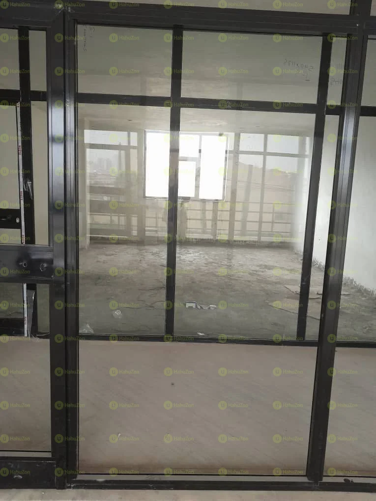 43 ካሬ የንግድ ሱቅ ሽያጭ