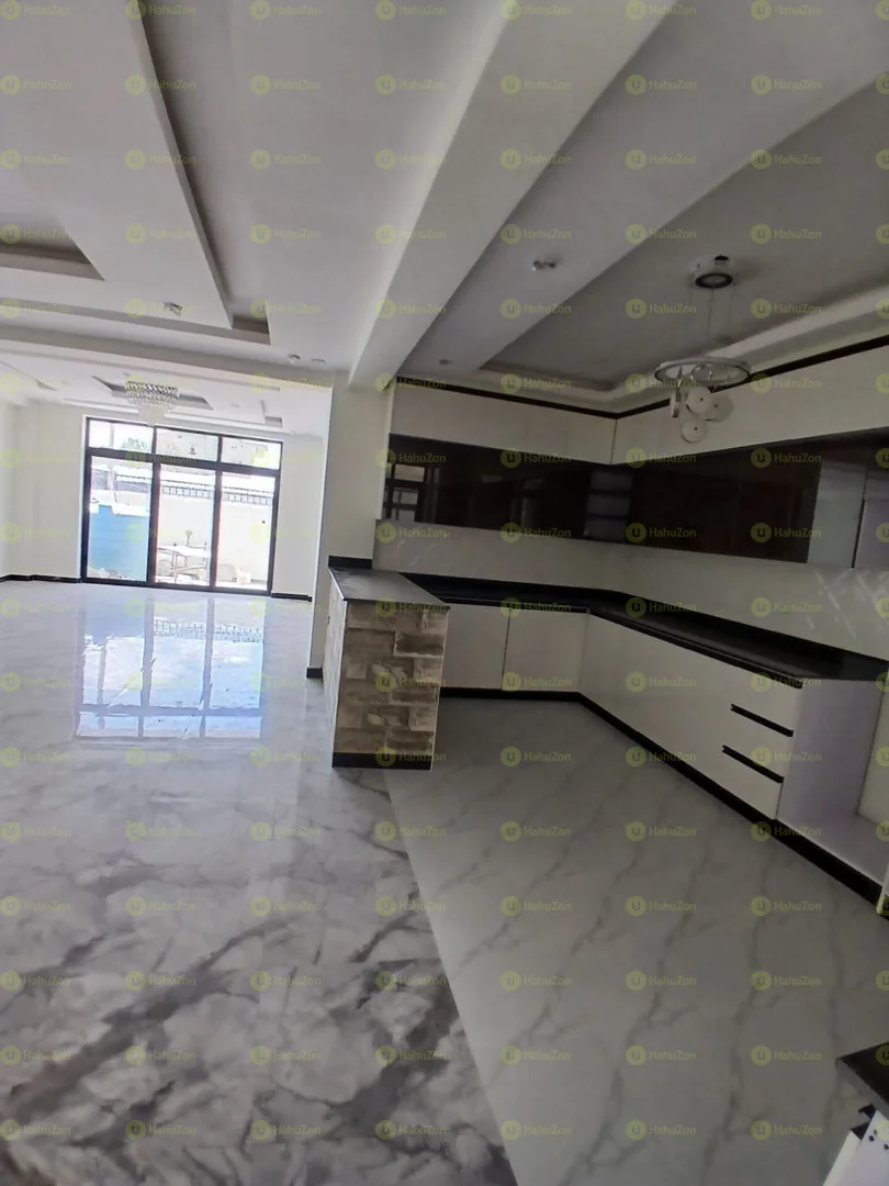 225 ካሬ የሚሸጥ G+2 ቤት በአያት