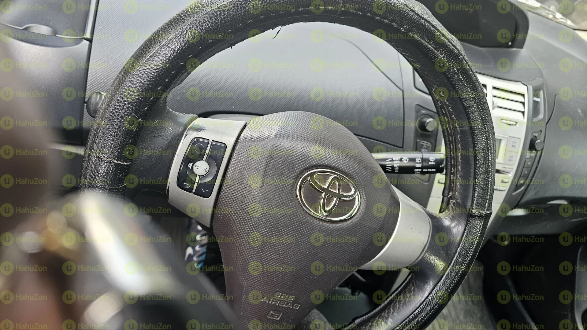 2008 Model-Toyota Yaris Compact