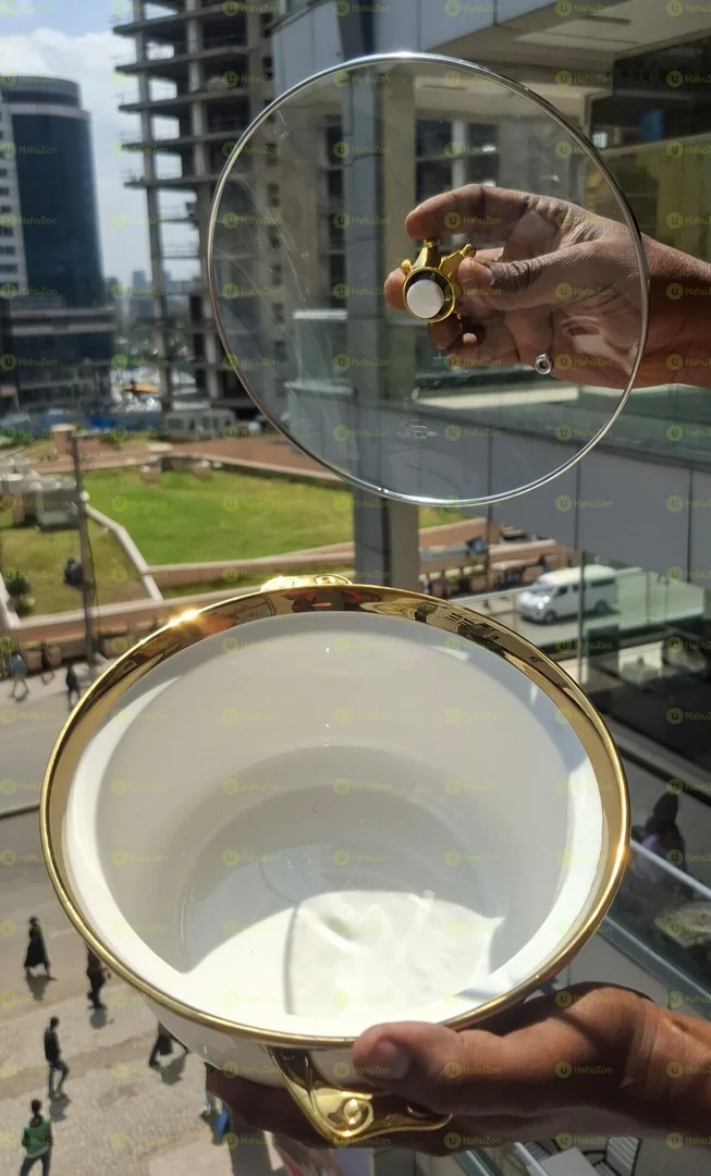 የወጥ ማውጪያ ማቅረቢያ