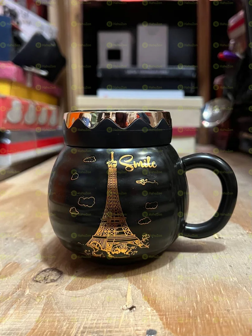 ባለ ክዳን ሴራሚክ ማጐች