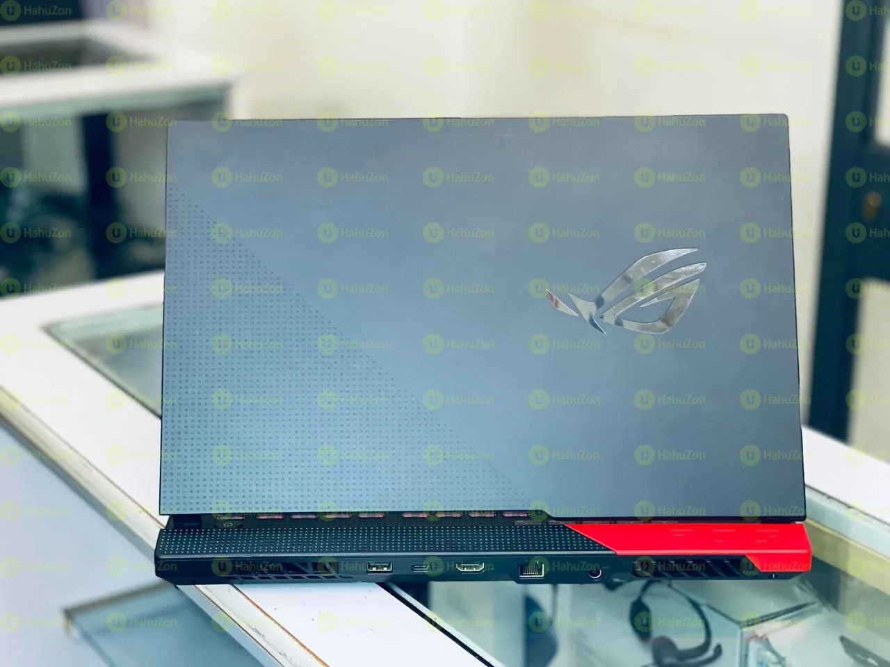 Asus Rog Strix AMD Ryzen 9 5900HX With Radeon Lapotop