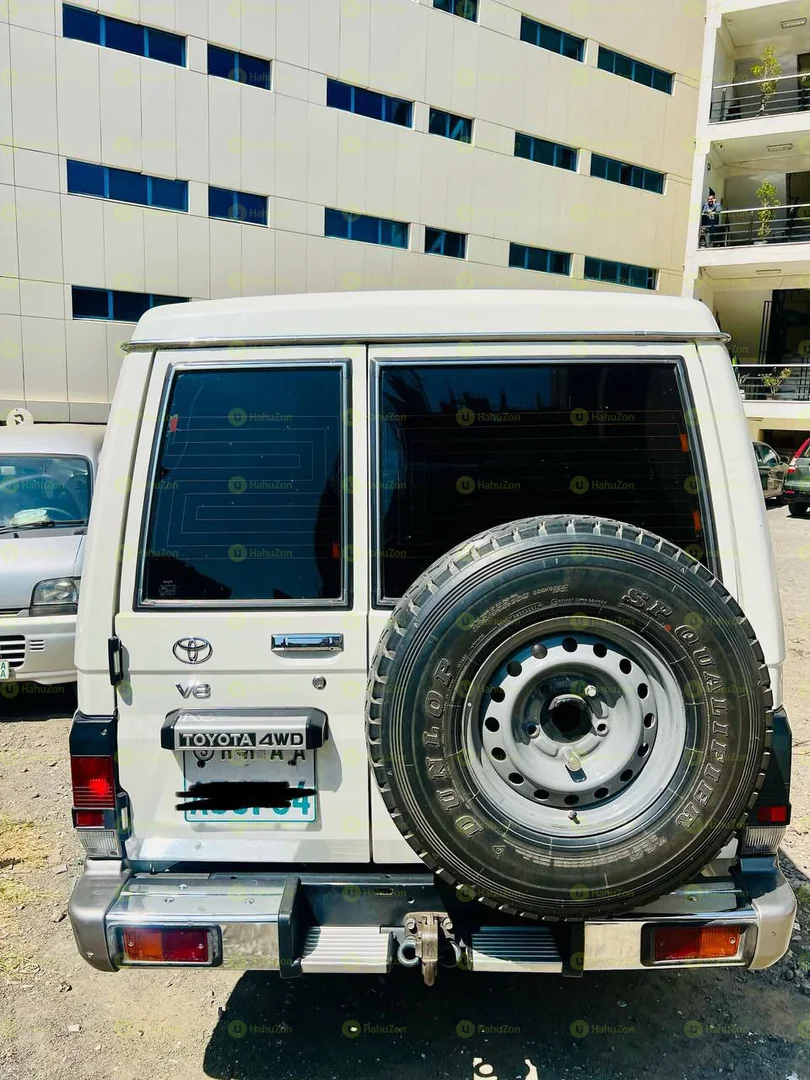 2018 Model-Toyota Landcruiser 1HZ