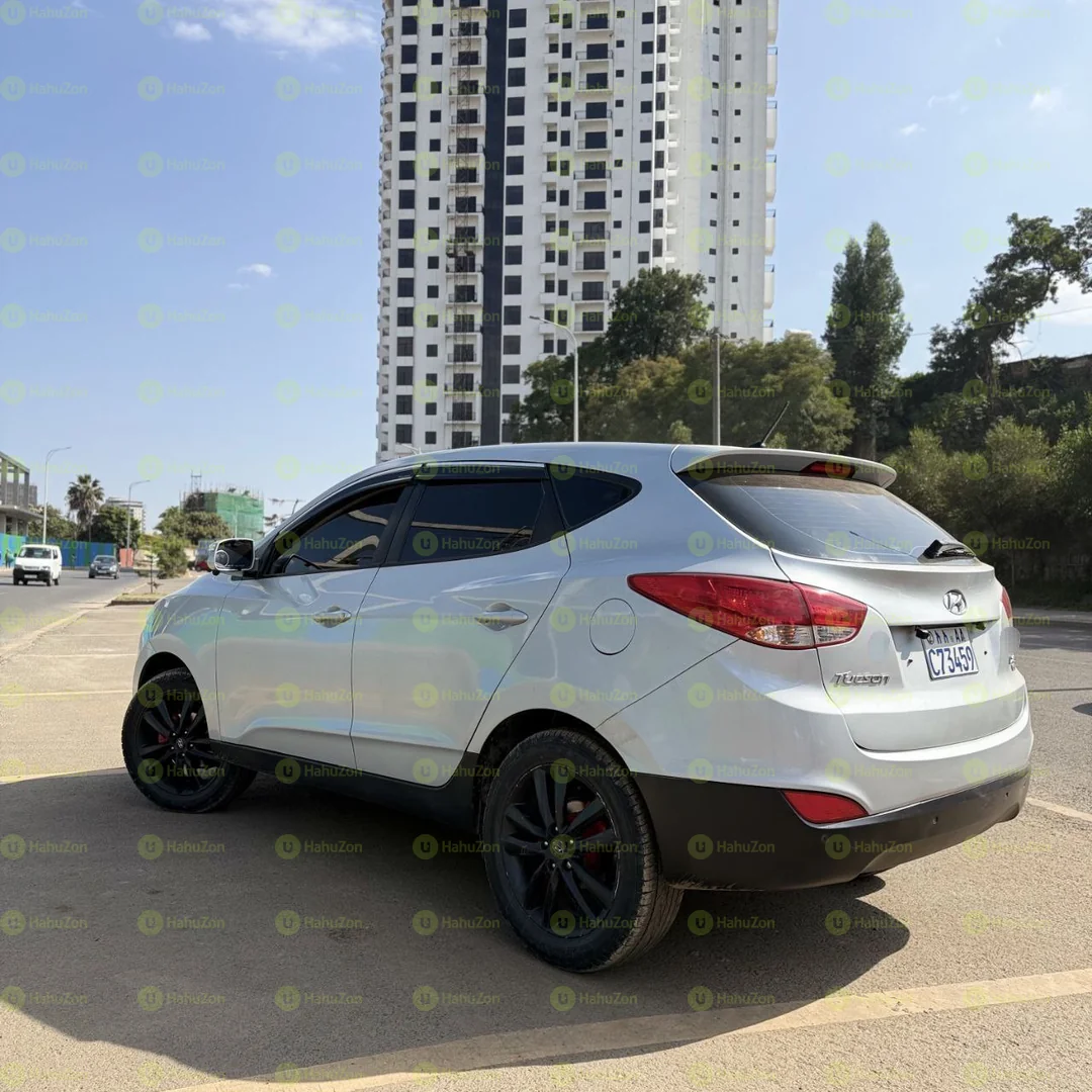 2010 Model-Hyundai Lx20 Egt