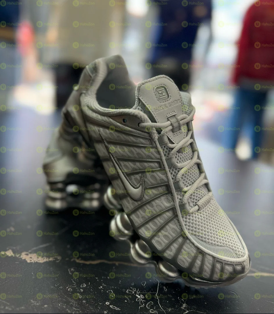 Nike Shox Men's Shoes