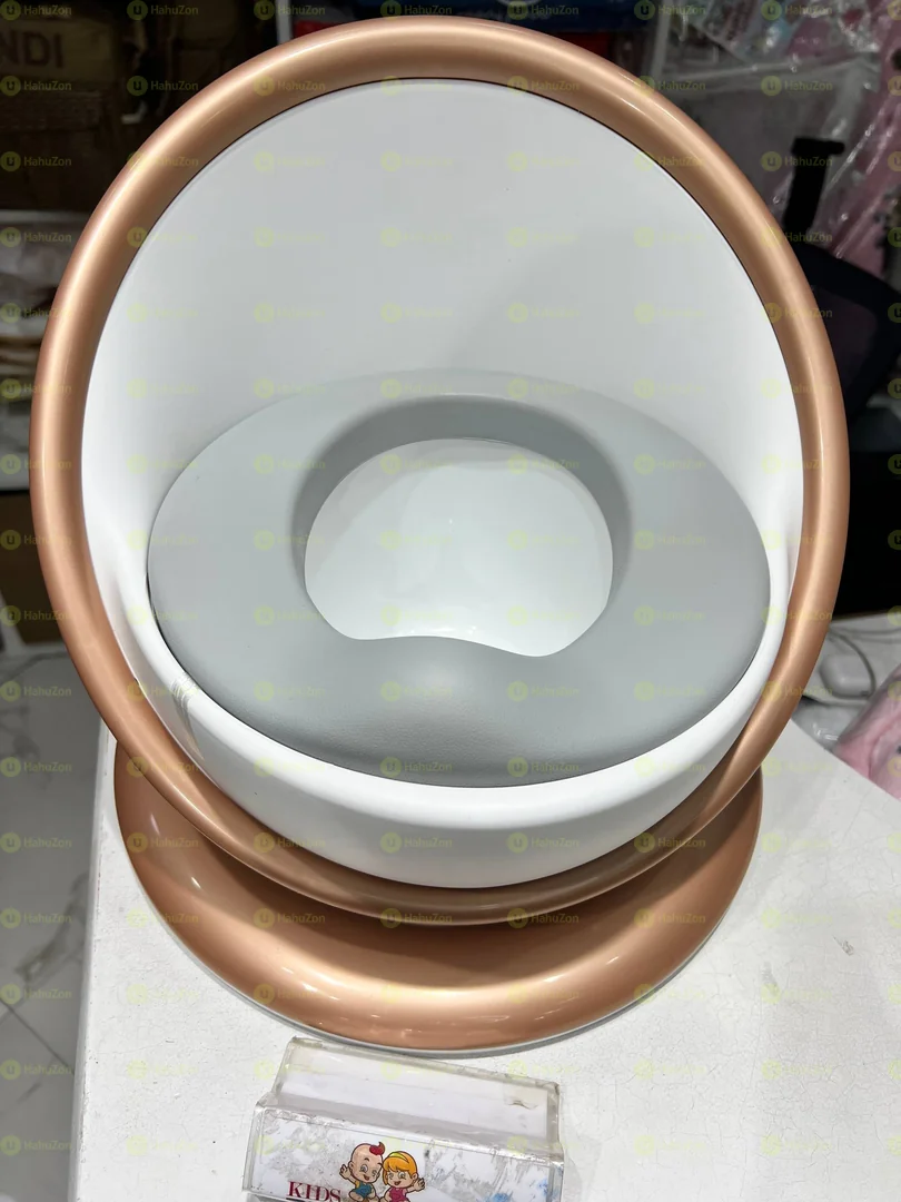 መቀመጫዉ ምቾት ያለው የልጆች ፖፖ