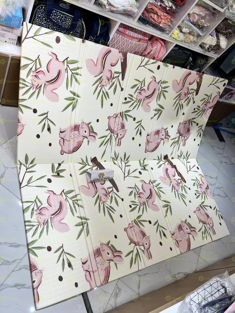 ተጣጣፊ የልጆች ምንጣፍ