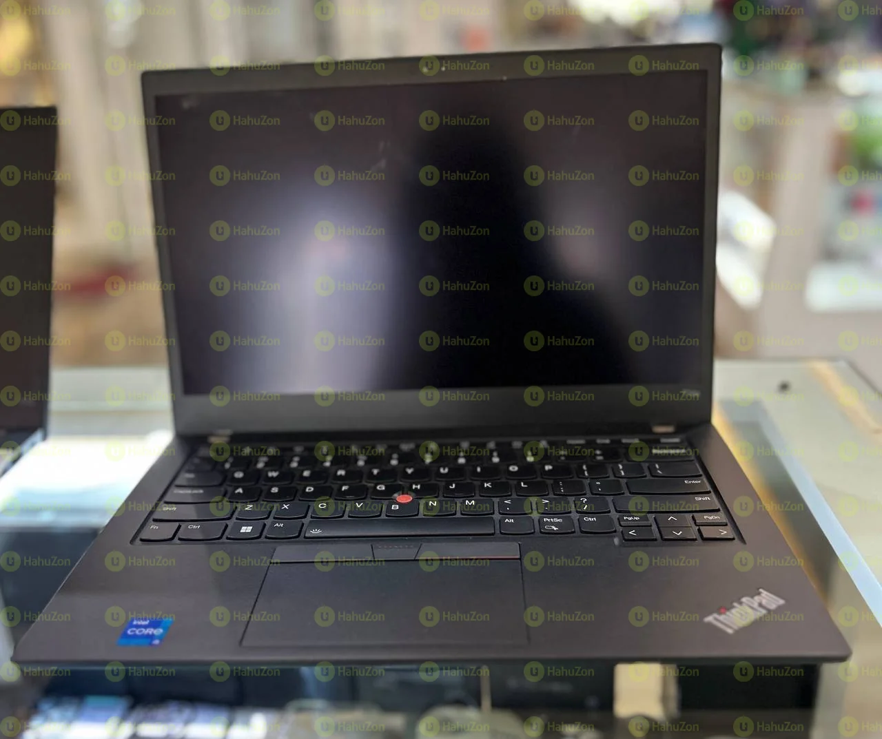 Lenovo T14s 11th-generation Intel Core i5 Laptop