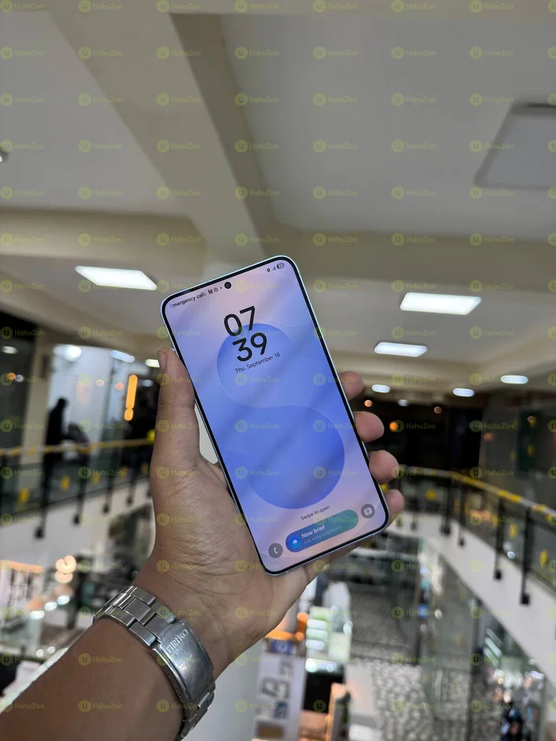 Samsung Galaxy S25 Plus