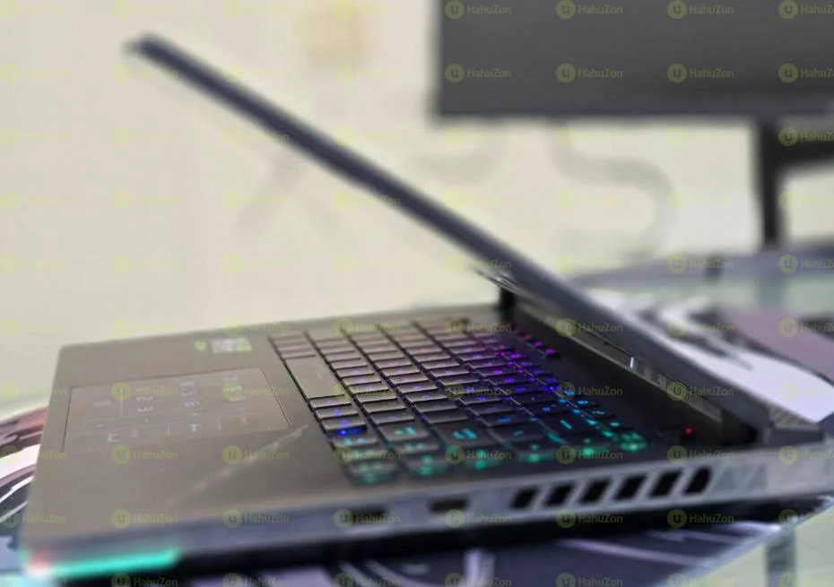 Asus Rog Strix Scar 16 (2024)  Core i9 10th Gaming Generation Laptop