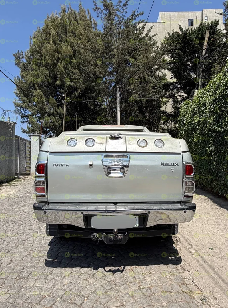 2012 Model-Toyota Hilux Extra  Cab