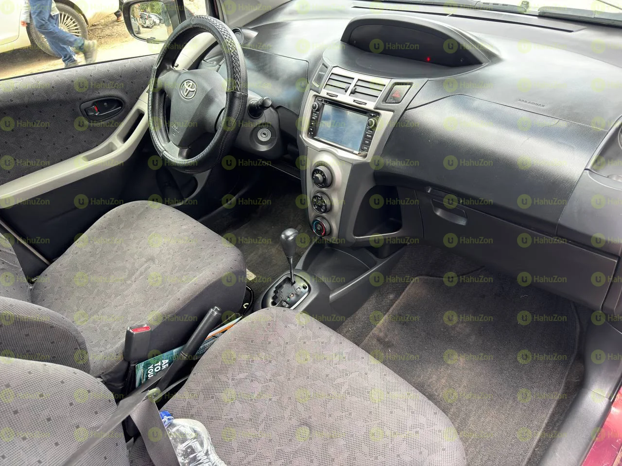 2010 Model-Toyota Yaris Compact