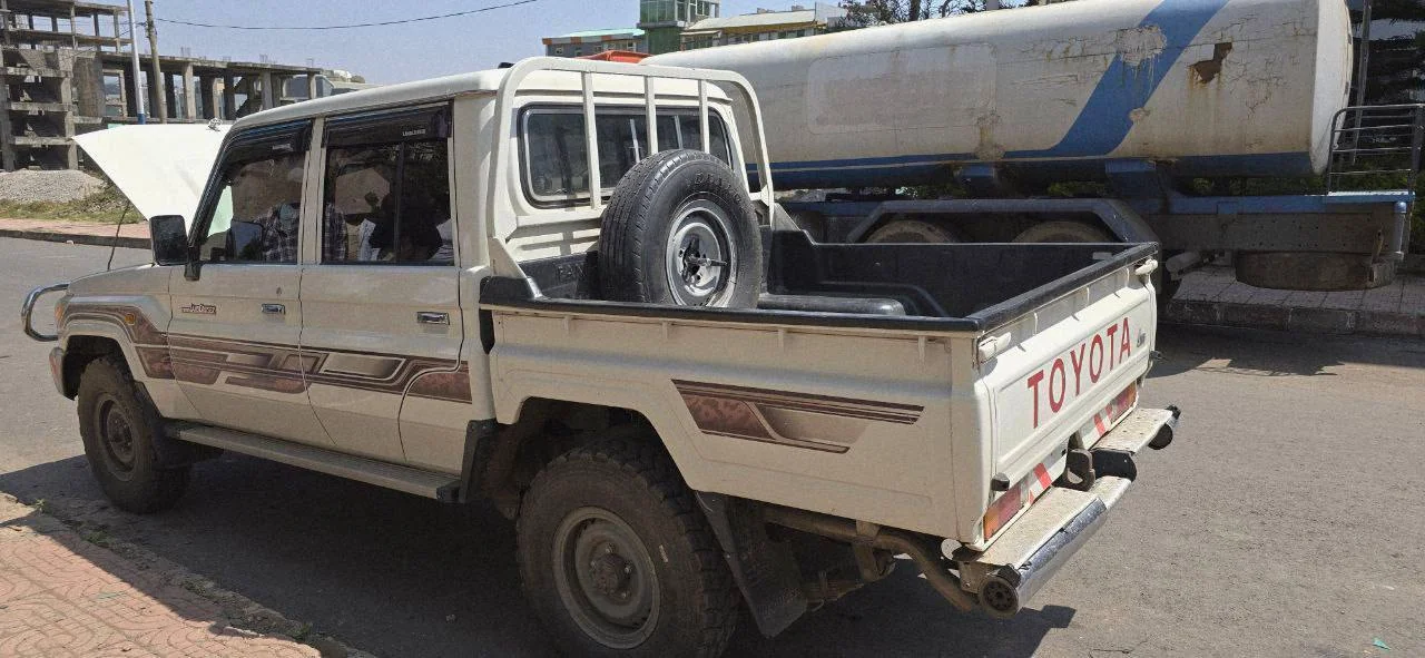 2015 Model-Toyota Land Cruiser Double Cap