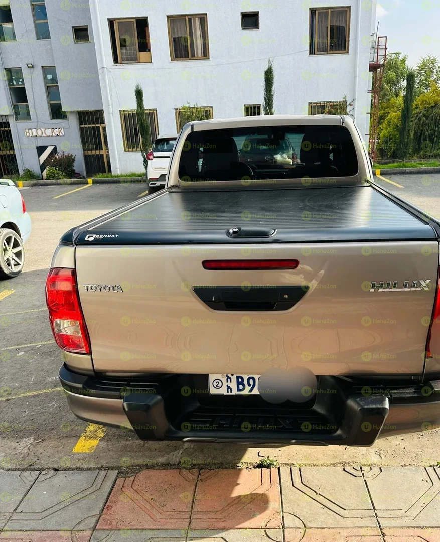 2020 Model-Toyota Rivo Hilux  king -Cab