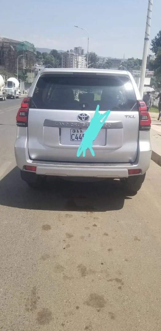 2021 Model-Toyota Landcruiser Prado