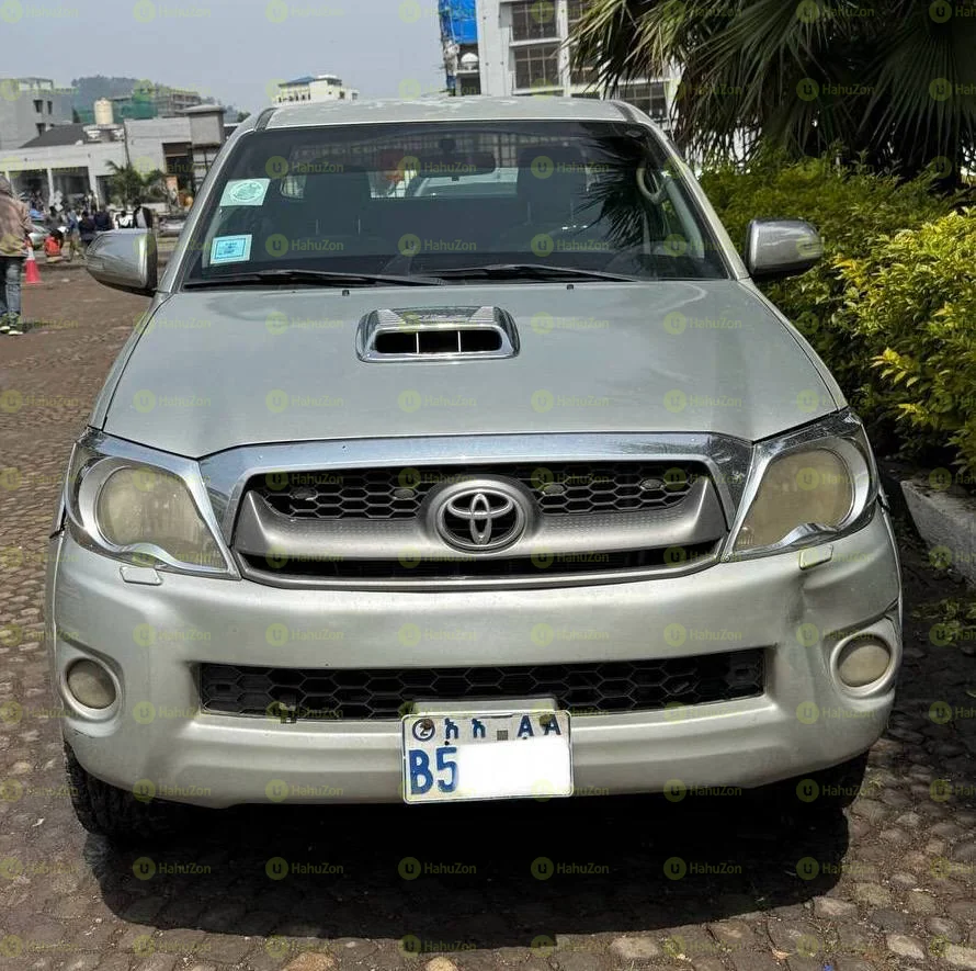 2010 Model-Toyota Hilux