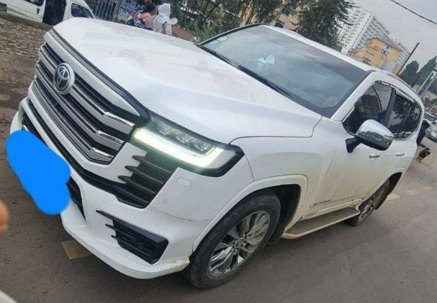 2023 Model-Toyota Land Cruiser V6 VXR