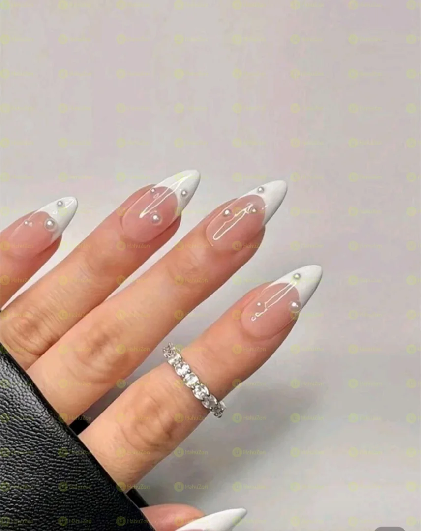 24 piece Press On Nails