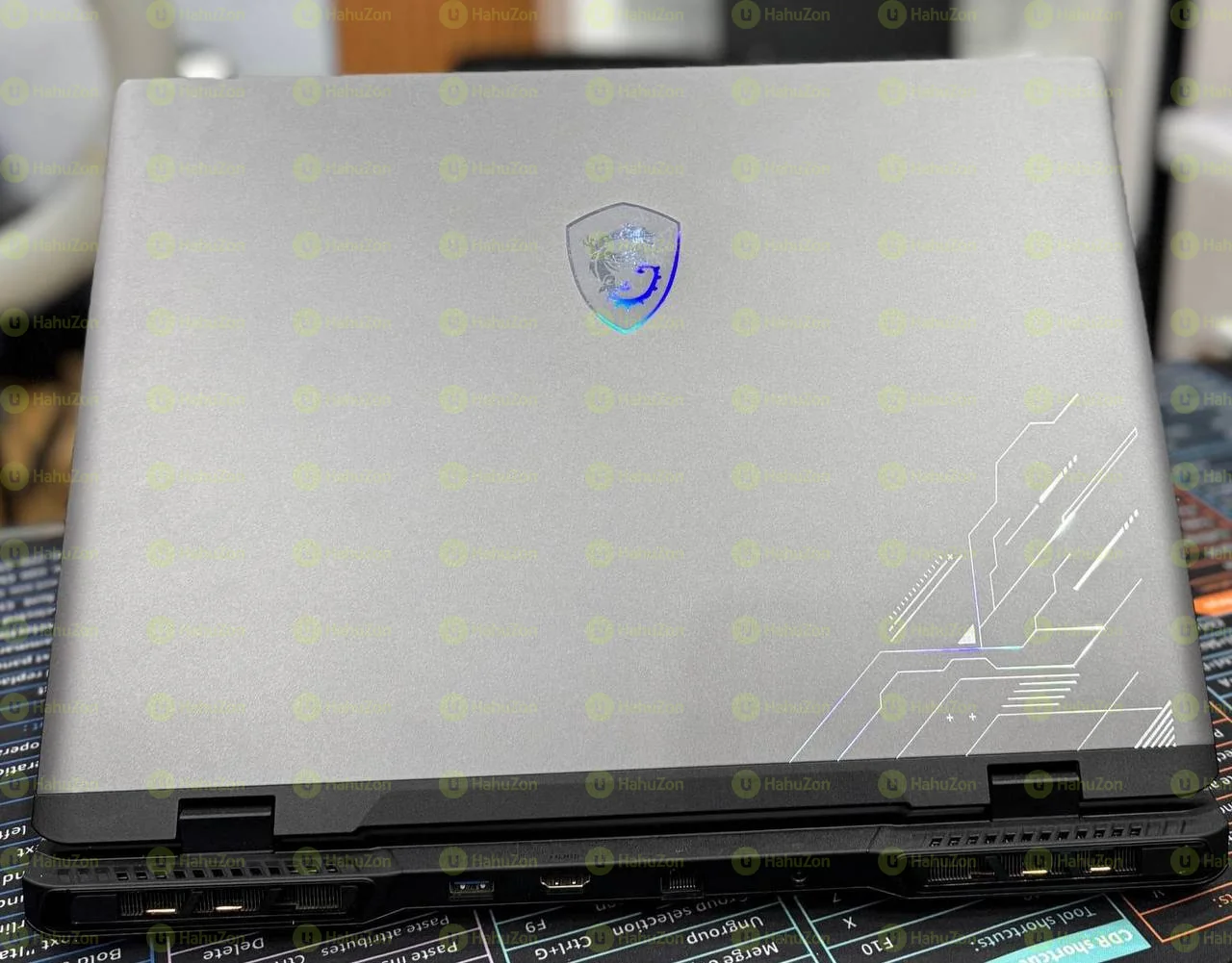 MSI CROSSHAIR 16 HX D14V intel Core i7-14700HX Laptop