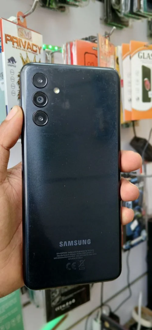 Samsung A04s