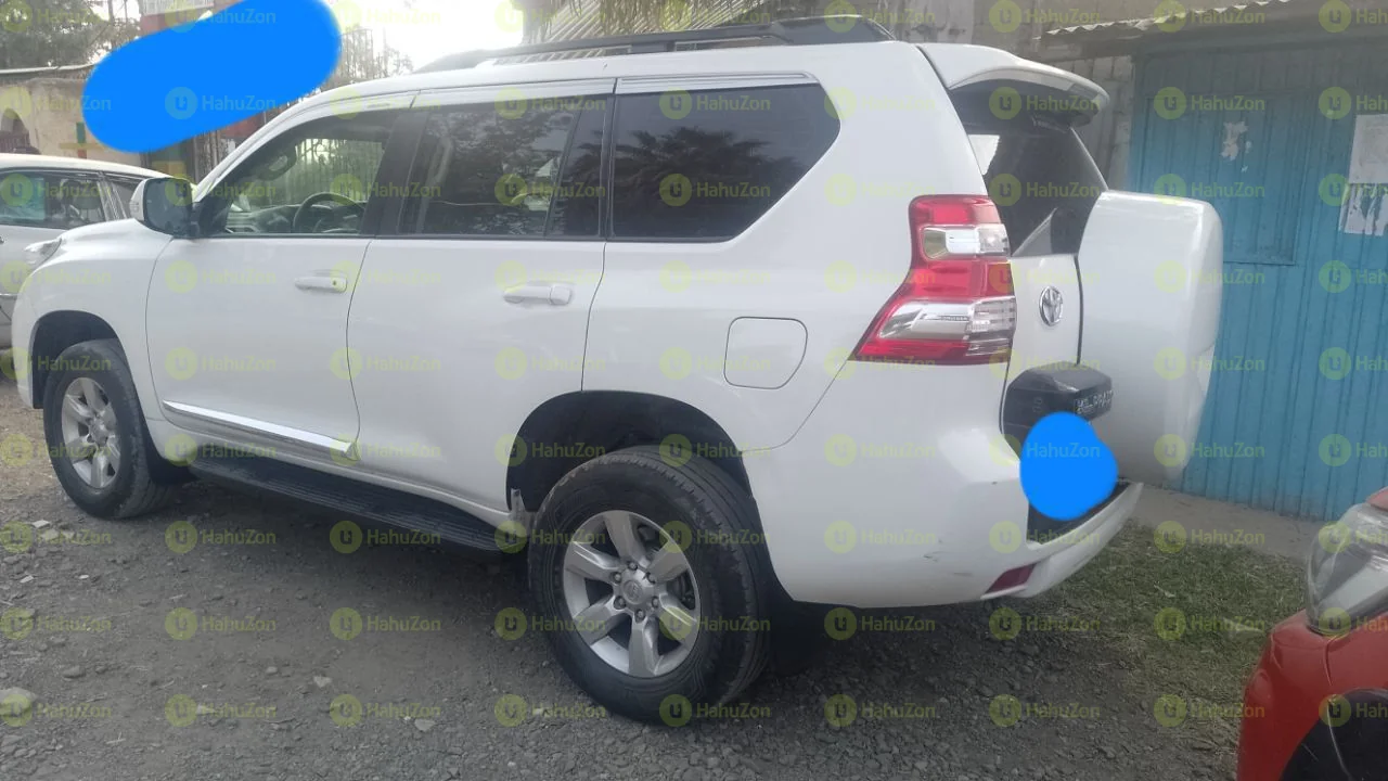 2018 Model-Toyota Landcruiser Prado
