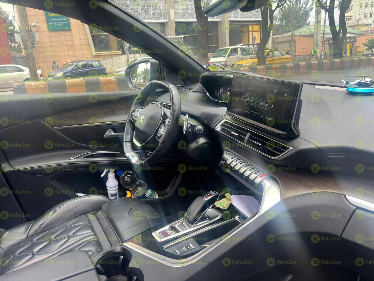 2022 Model-Peugeot 5008 GT line