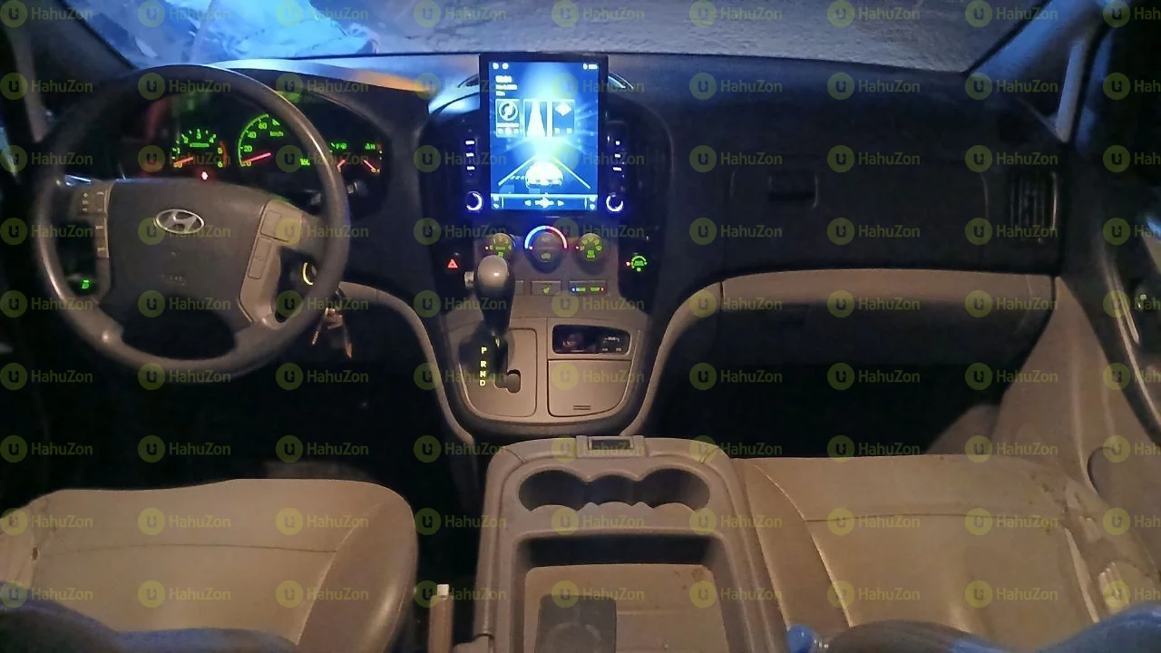 2014 Model-Hyundai Grand Starex