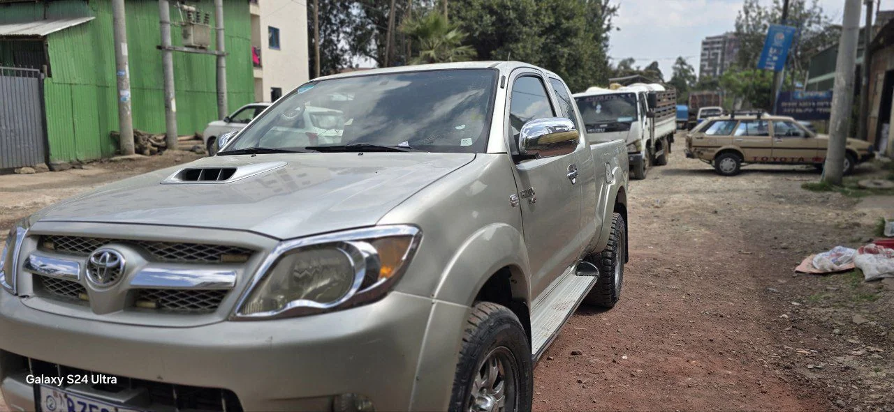 2008 Model-Toyota Hilux