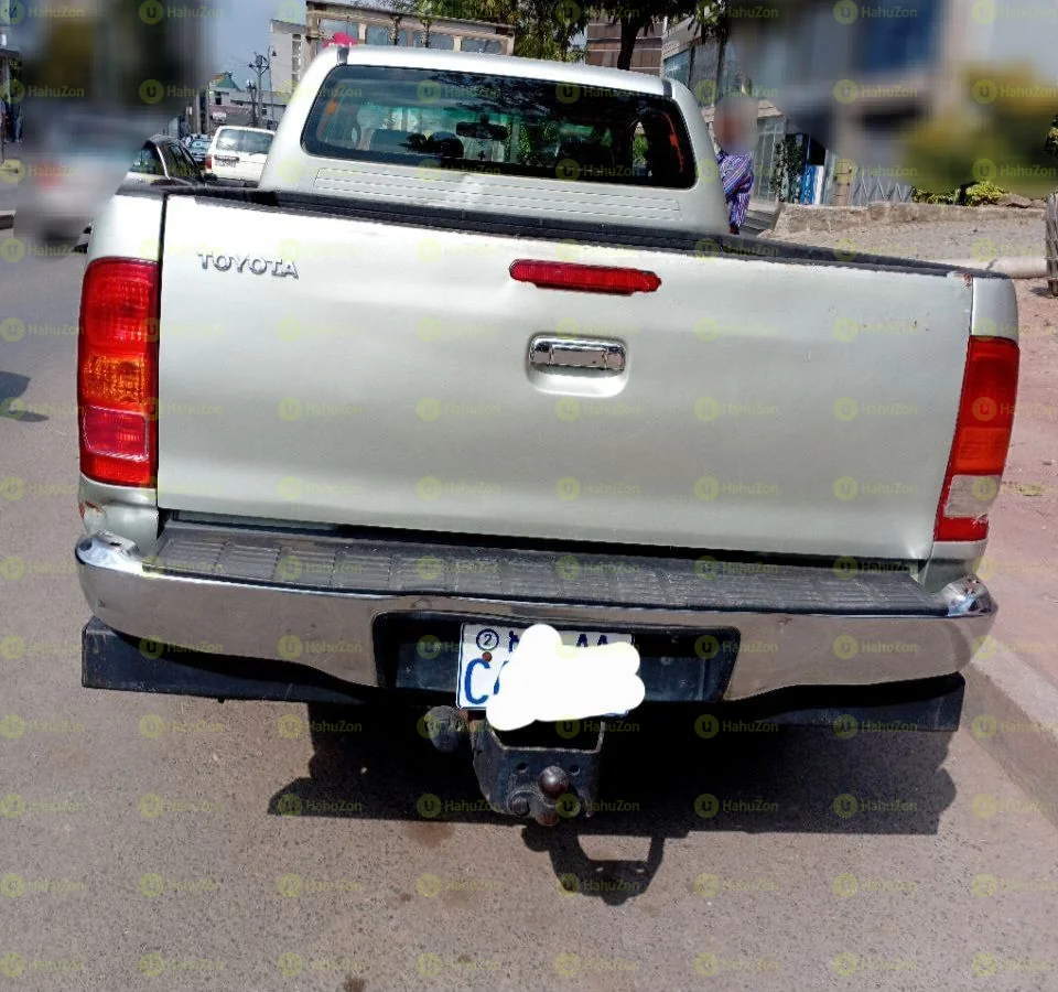 2008 Model-Toyota Hilux Kin Cap