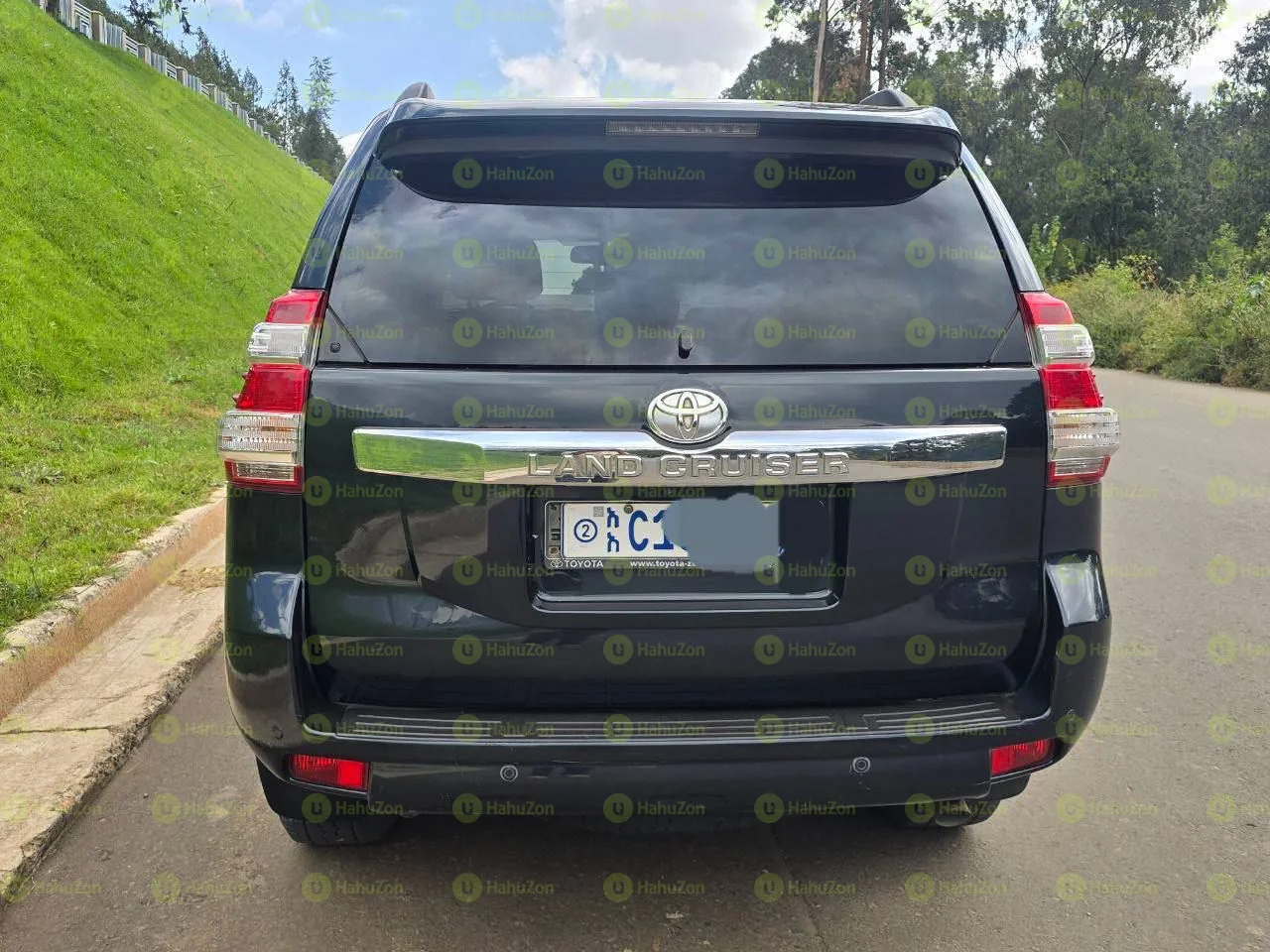 2016 Model-Toyota Land Cruiser Prado