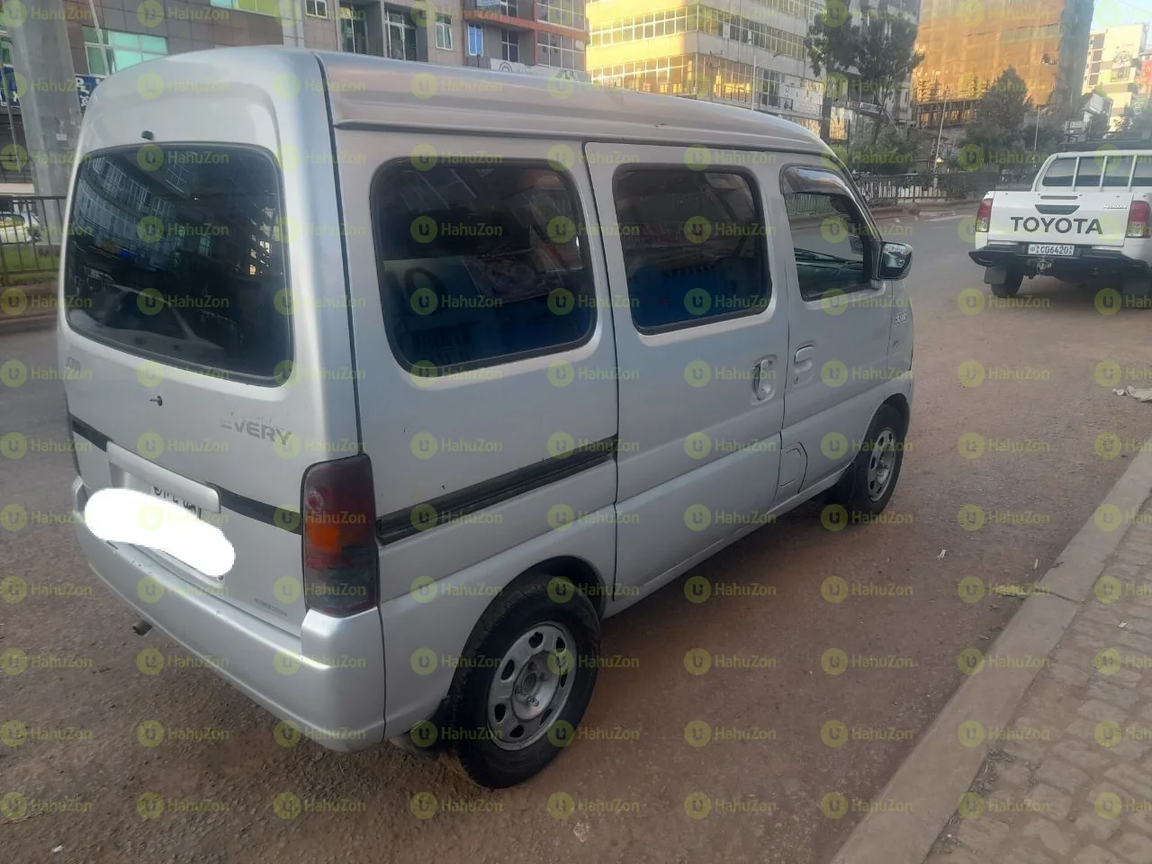 2000 Model-Suzuki Evry