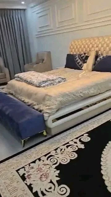 500 ካሬ የሚሸጥ G+2  ቤት በሰሚት 72