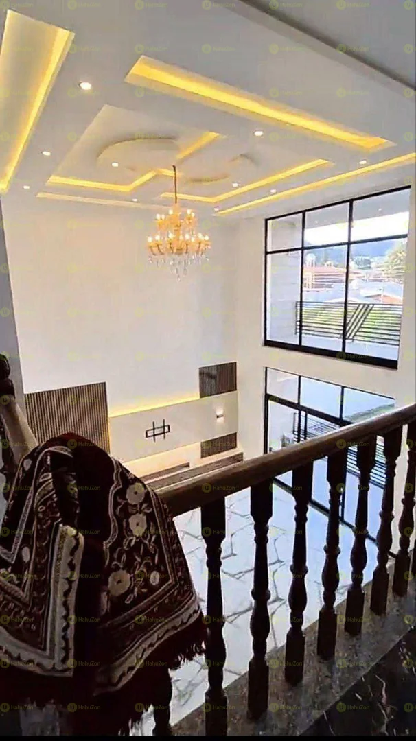 500 ካሬ የሚሸጥ G+2  ቤት በሰሚት 72