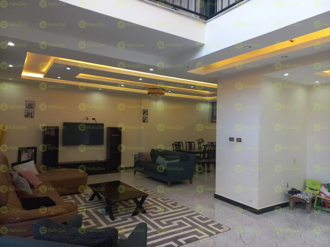 250 ካሬ G+2 የሚሸጥ ቤት በሰሚት