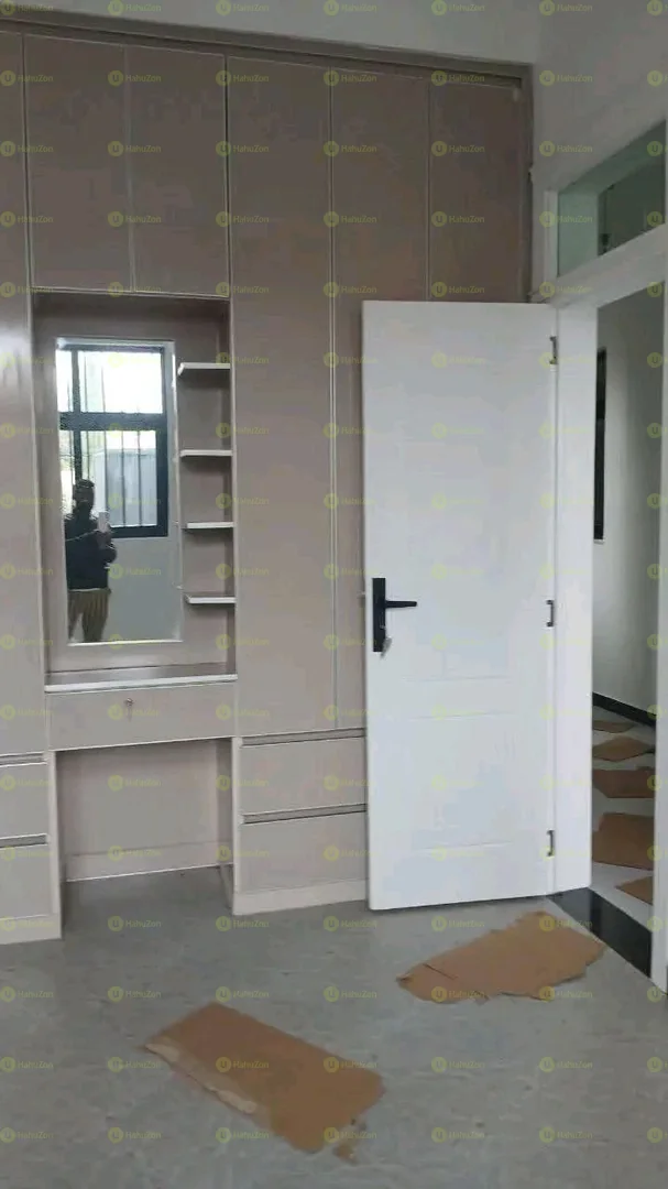 153 ካሬ የሚሸጥ ቪላ ቤት በሰሚት