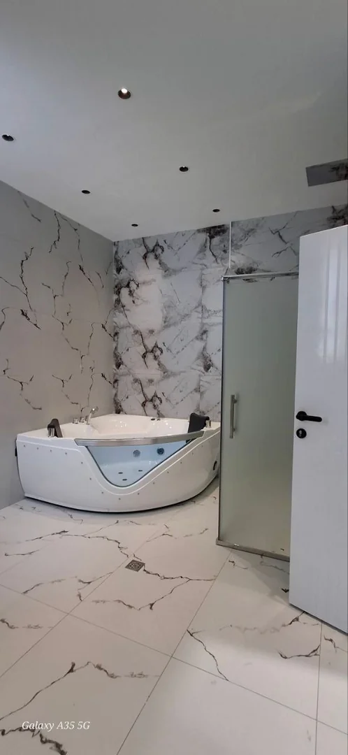 250 ካሬ የሚሸጥ G+2 ቤት በአያት