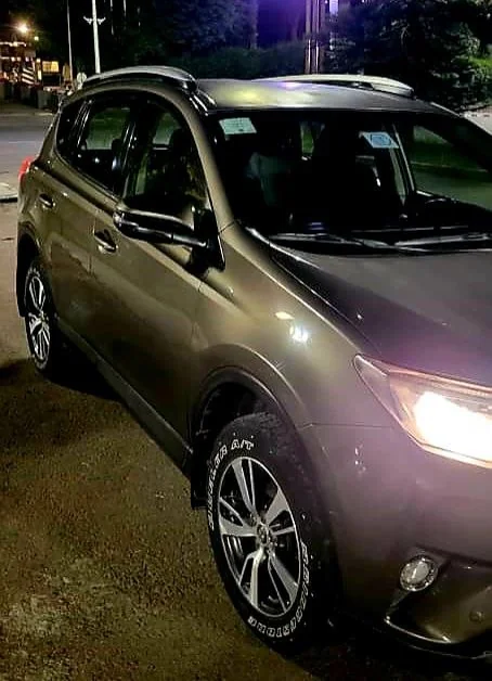 2016 Model-Toyota Rav4