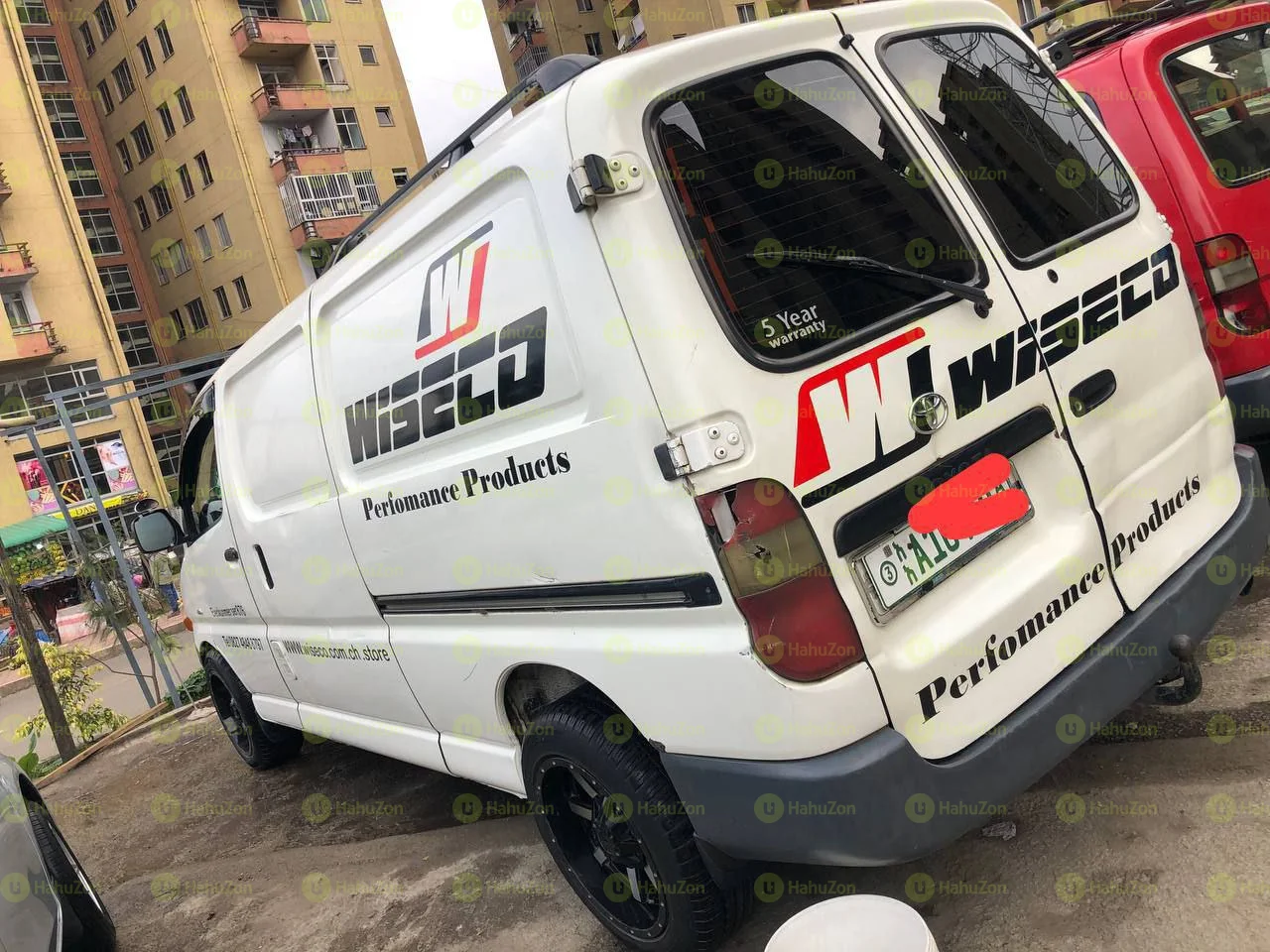 2005 Model-Toyota Hiace Dolphin