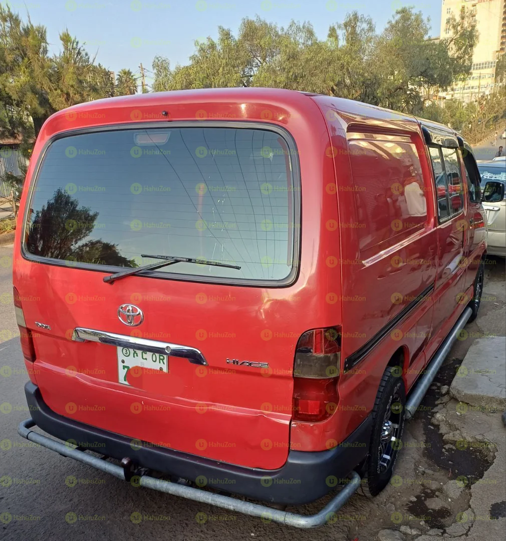 2011 Model-Toyota Hiace Dolphin