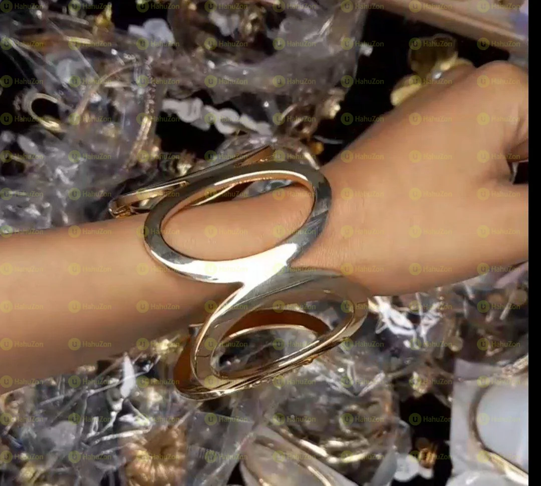 የእጅ እንባር ጌጥ