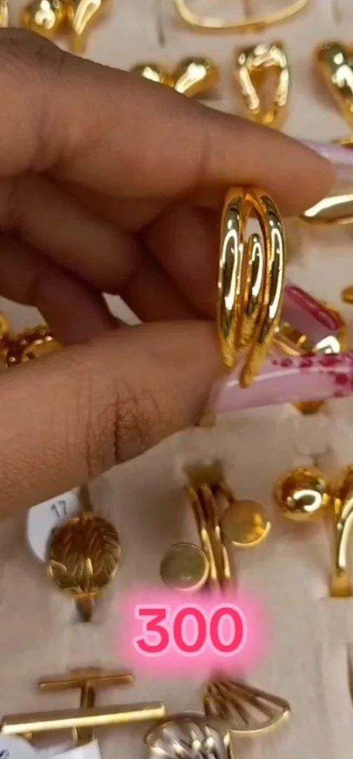 ፋሽን የሴቶች ቀለበቶጭ