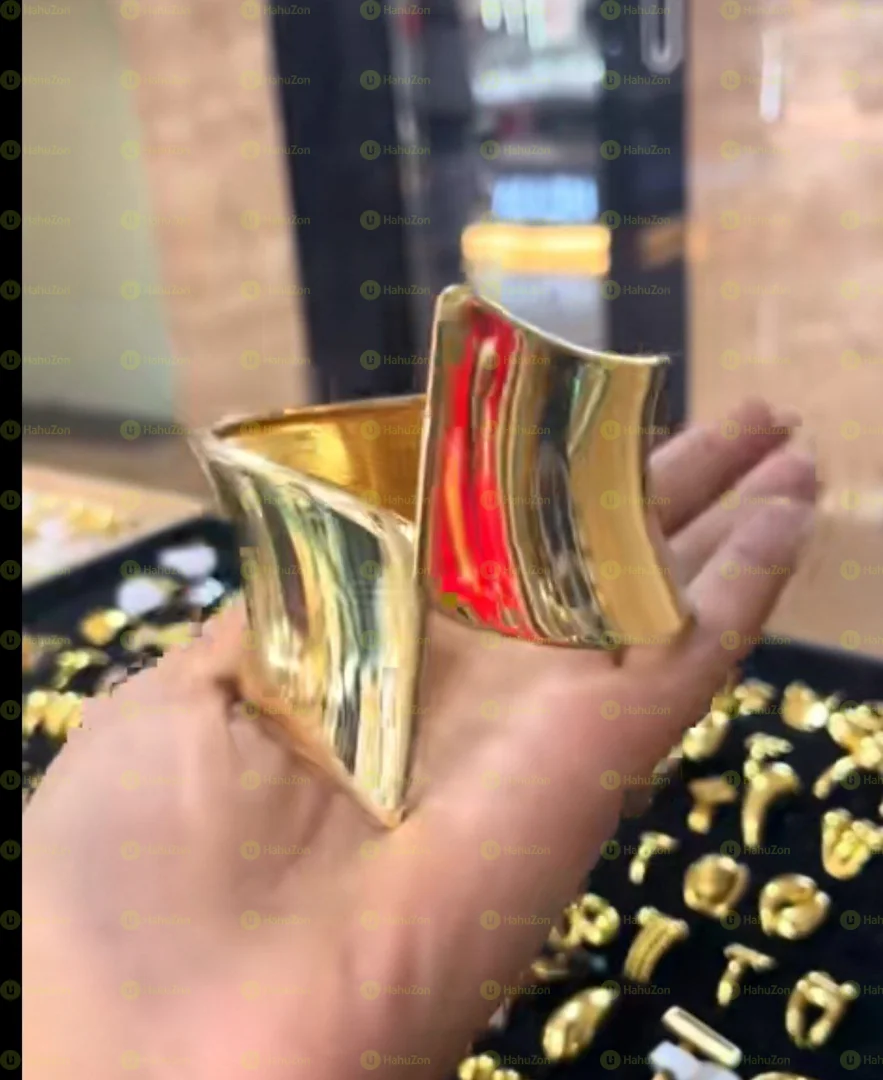 የእጅ አንባር ጌጥ