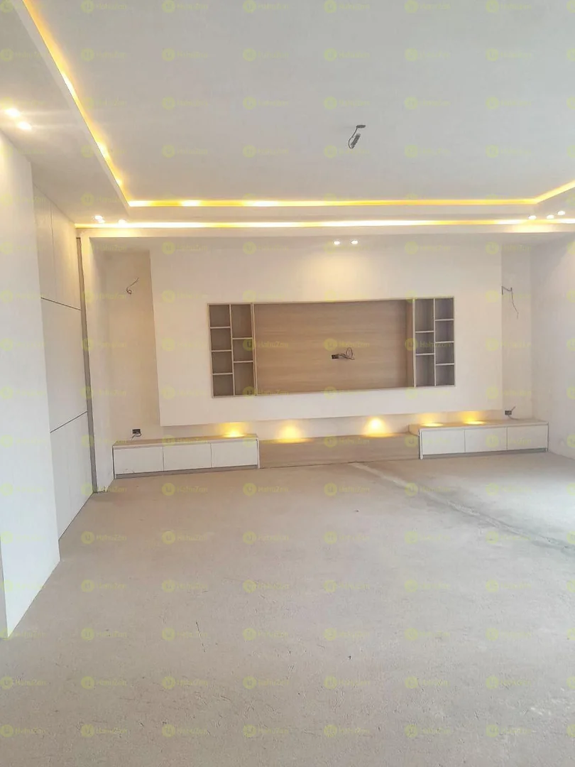 400 ካሬ የሚሸጥ G+3 ቤት በመገናኛ