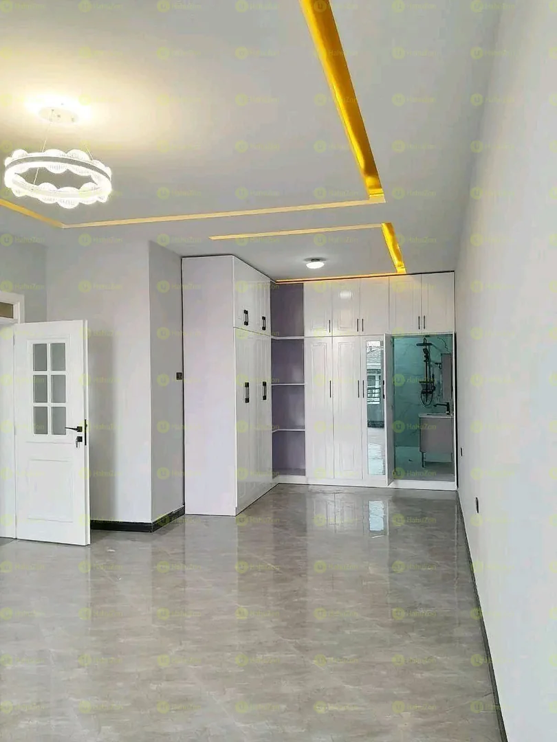 250 ካሬ የሚሸጥ G+2 ቤት በአያት ዞን