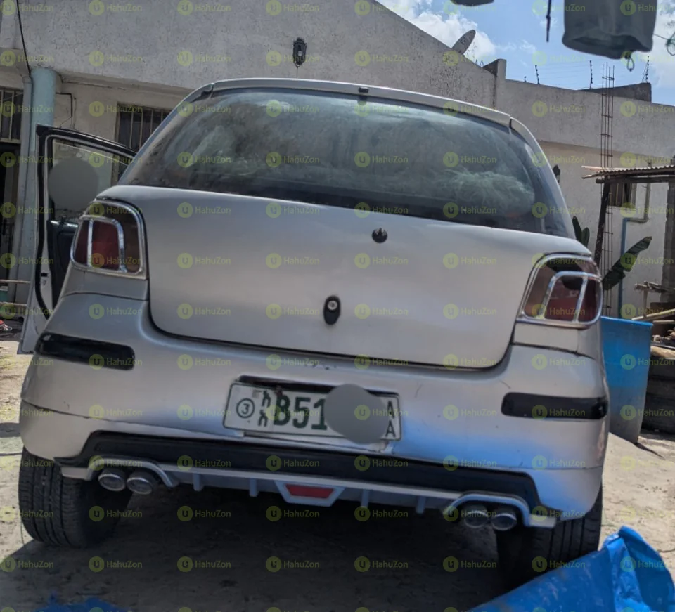 2002 Model-Toyota Vitz