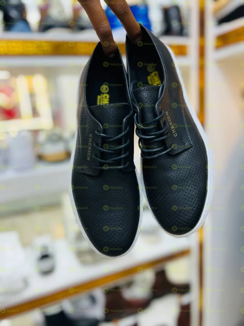 Chekich Shoes for Man's