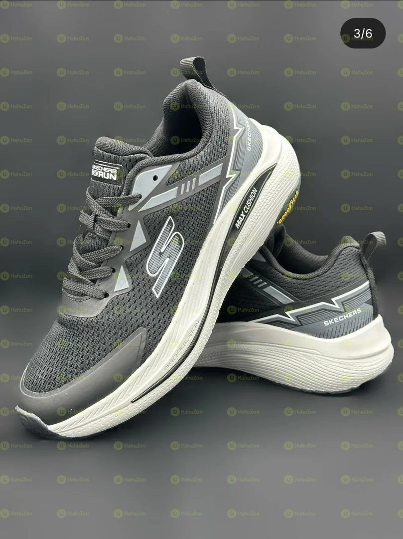 Sketchers Men's Shoes