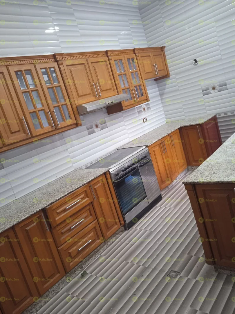 250 ካሬ የሚሸጥ G+2 ቤት በአያት