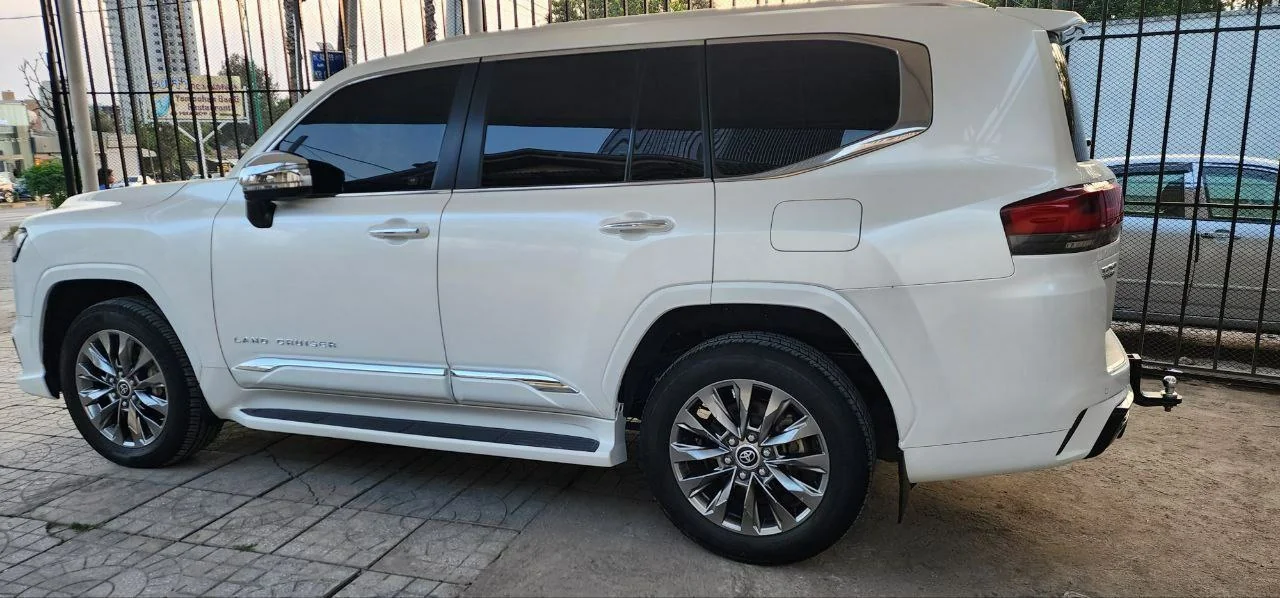 2023 Model-Toyota Land Cruiser  VXR
