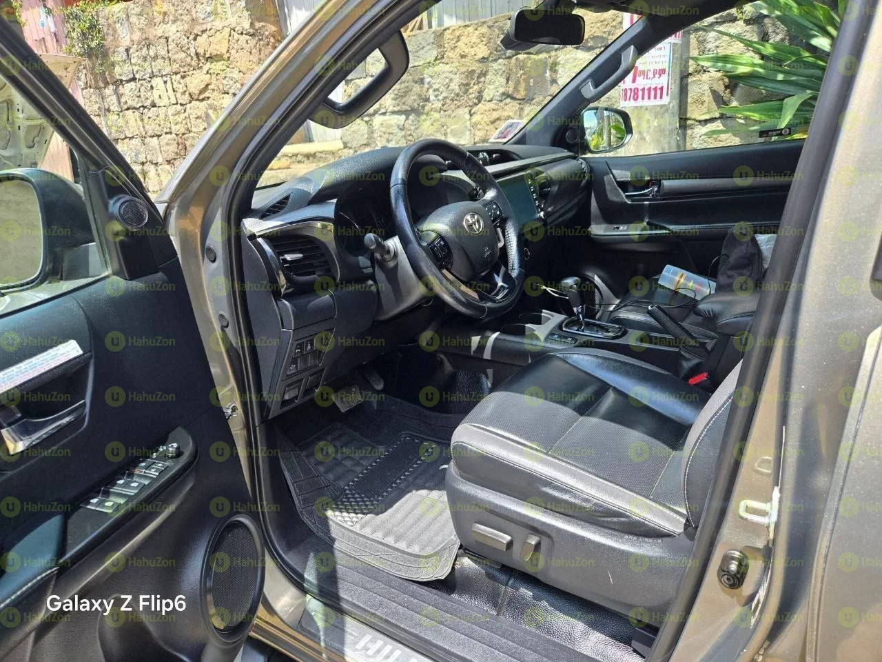 2022 Model-Toyota Hilux Invincible